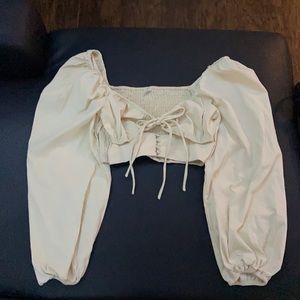 Boutique cropped long sleeve top